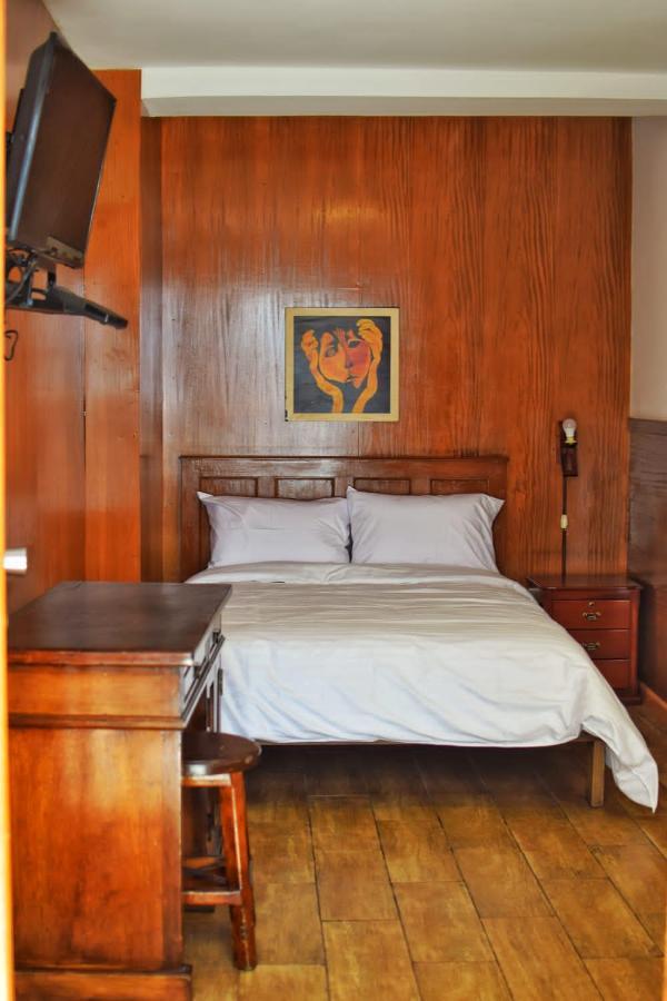 Hotel Ambassador Кито Экстерьер фото